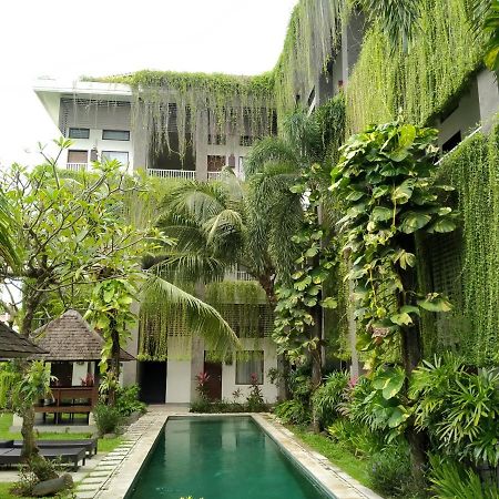 Ganga Hotel & Apartment Denpasar Exterior foto